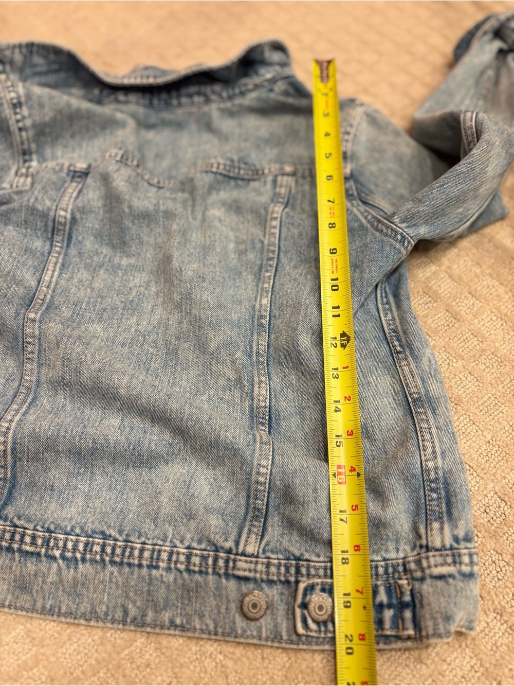 Old Navy Distressed Denim Jacket Light Wash Everyday Casual Women's Small - Picture 6 of 7